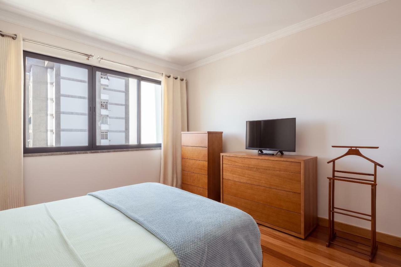 Elegant Apartment With Sea Views By Trip2Portugal فونشال المظهر الخارجي الصورة