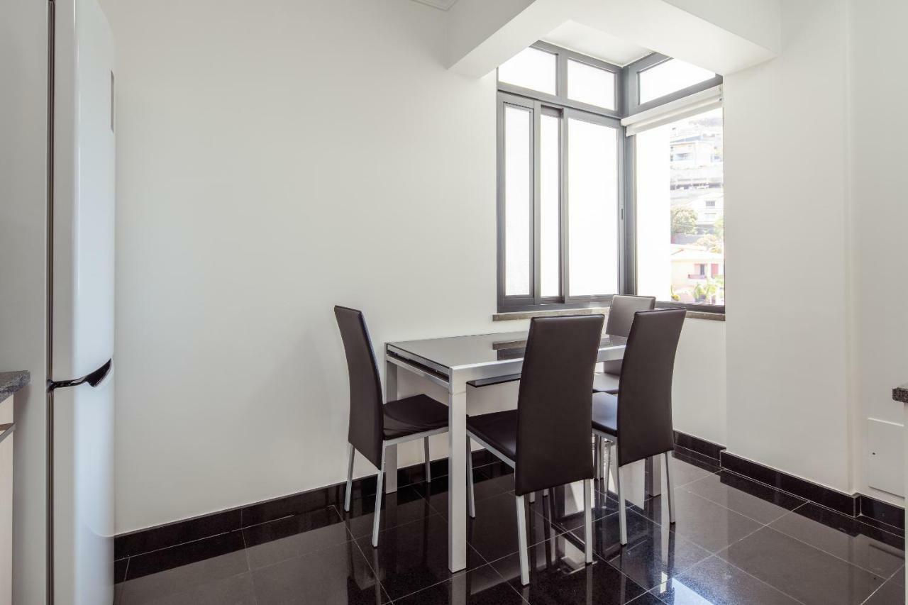 Elegant Apartment With Sea Views By Trip2Portugal فونشال المظهر الخارجي الصورة